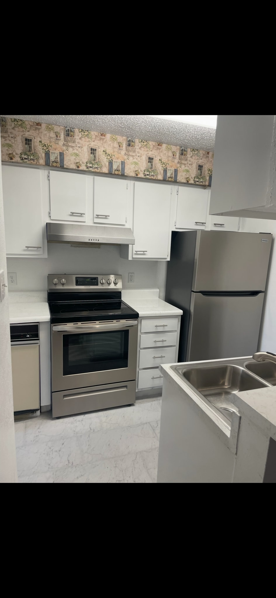 Building Photo - 3730 Thistlemont Dr