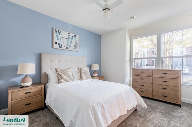 Building Photo - 2118 Silvercrest Dr