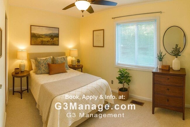 Building Photo - 5052 Walsh Dr