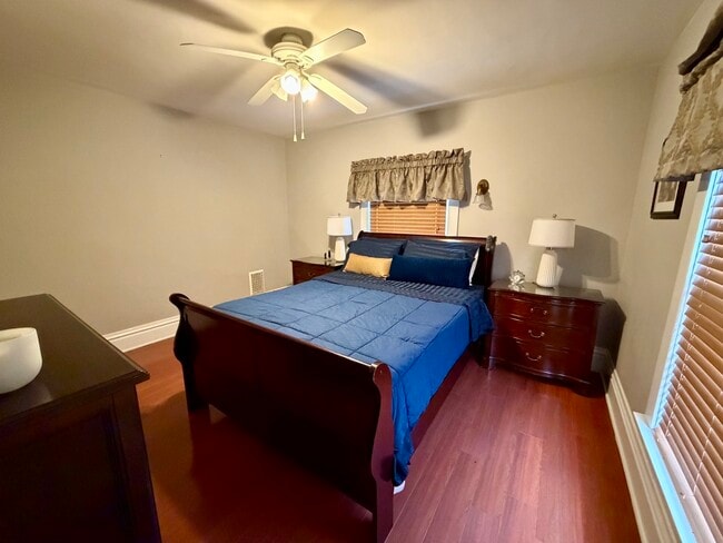 Building Photo - 500 Barrett St