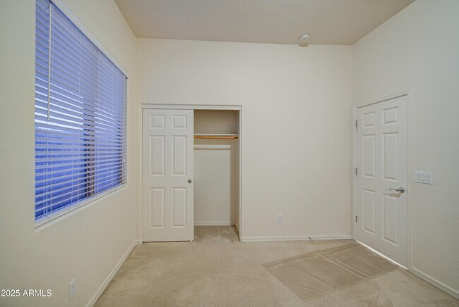 Building Photo - 4791 N 150th Ave