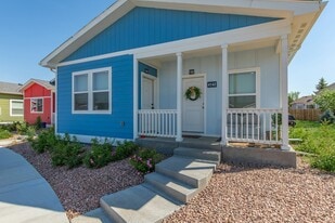 Building Photo - Cottages at Sand Creek
