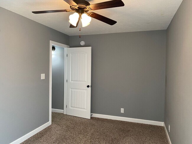 Building Photo - Don't Miss Out on this One! Beautiful Open...