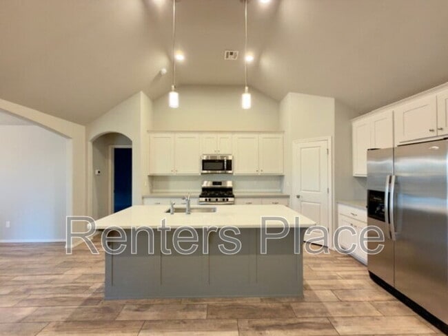 Building Photo - 1402 E New Orleans Pl