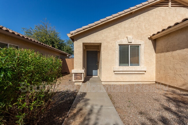 Building Photo - 4136 E Sierrita Rd