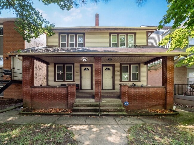 Building Photo - 385 E 13th Ave