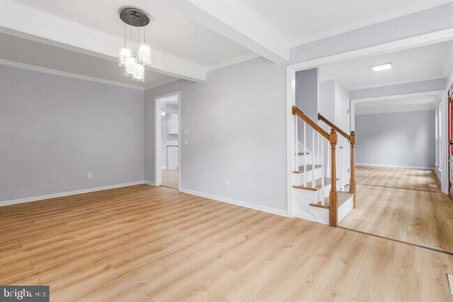 Building Photo - 2807 Falling Brook Terrace