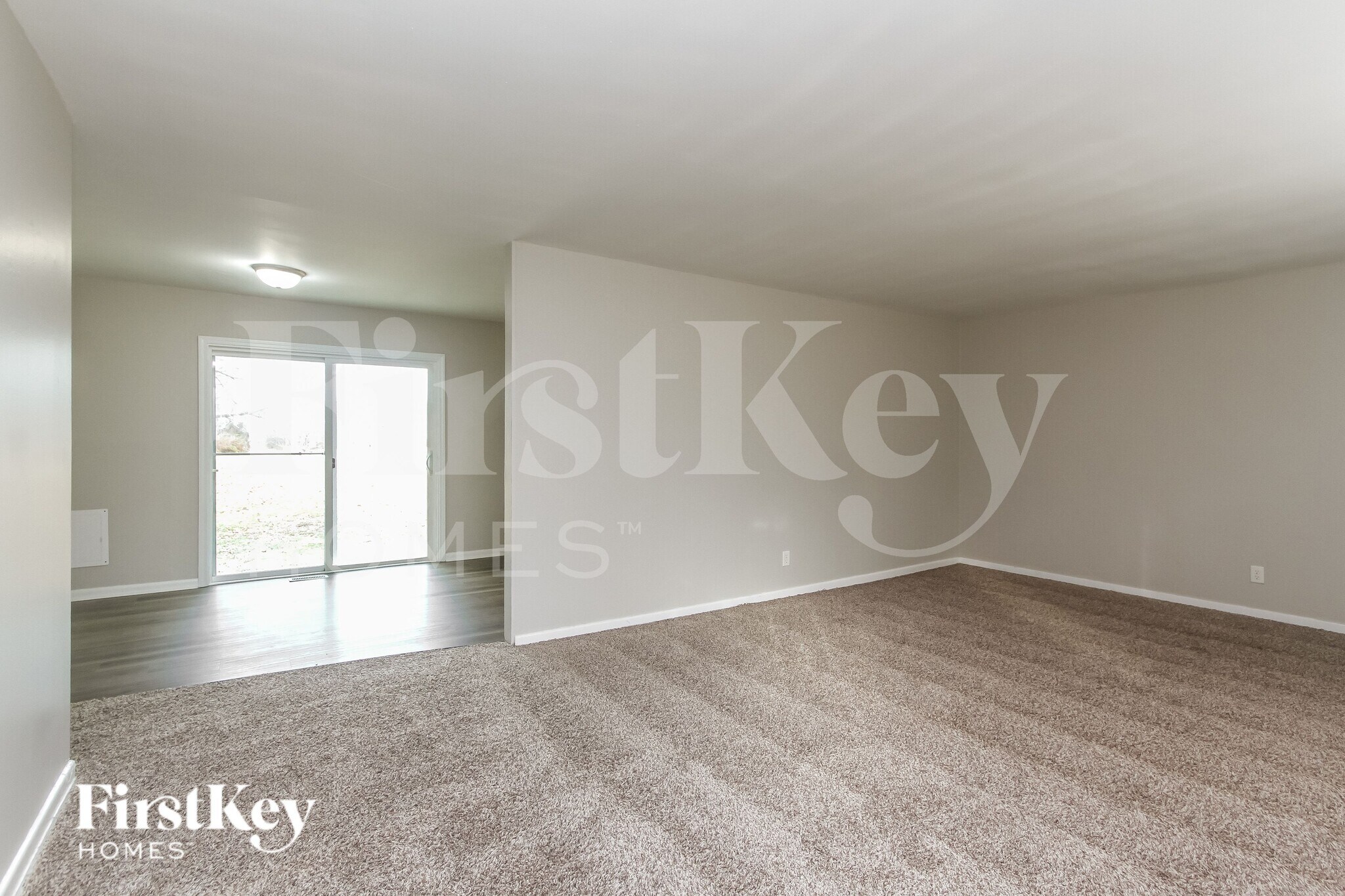 Building Photo - 3880 W Smith Valley Rd