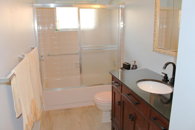 Building Photo - 5730 Fernley Dr E