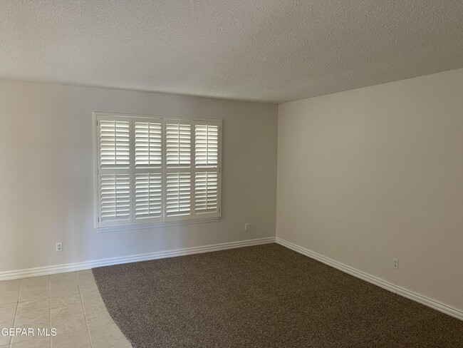 Building Photo - 1601 Charles Owens Dr