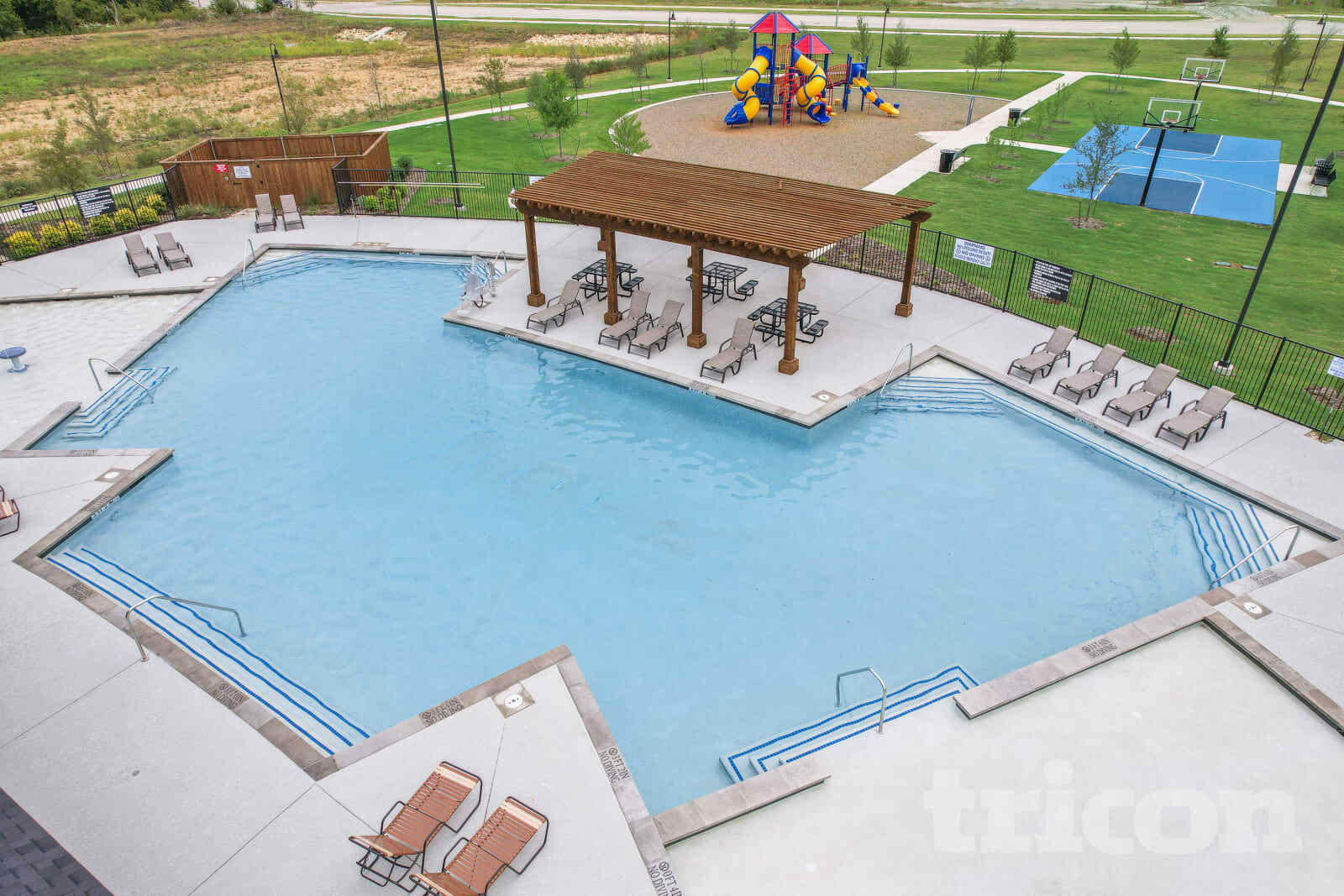 Building Photo - 15248 Dance Hall Dr