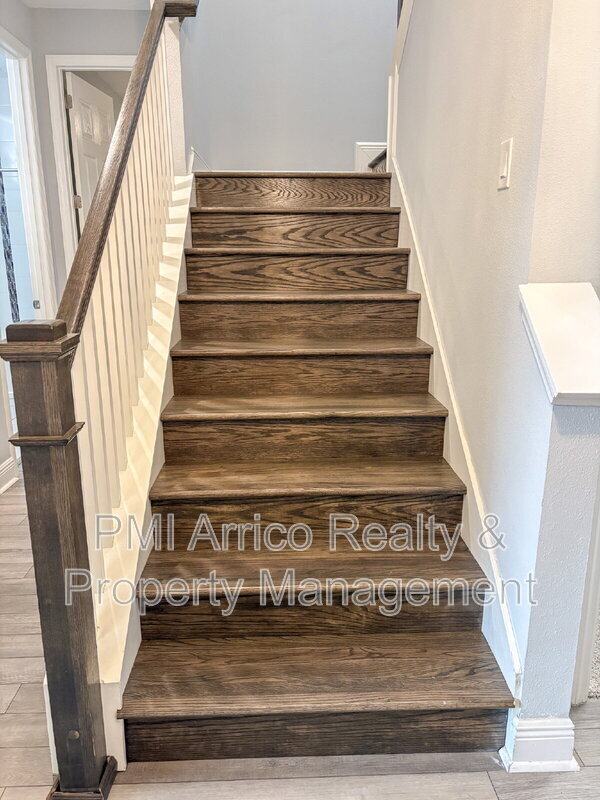 Building Photo - 12860 Satin Lily Dr