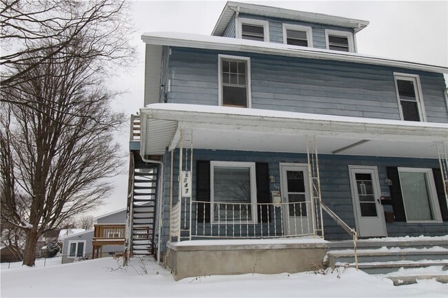 Building Photo - 249 Princeton Ave