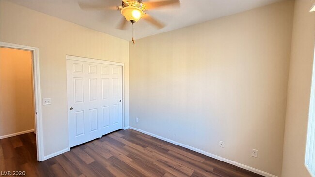 Building Photo - 1525 Spiced Wine Ave