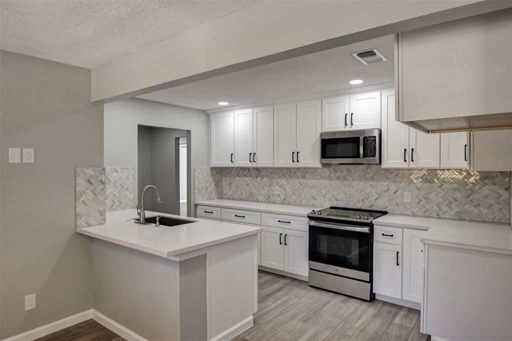 Building Photo - 7906 Hammerly Blvd