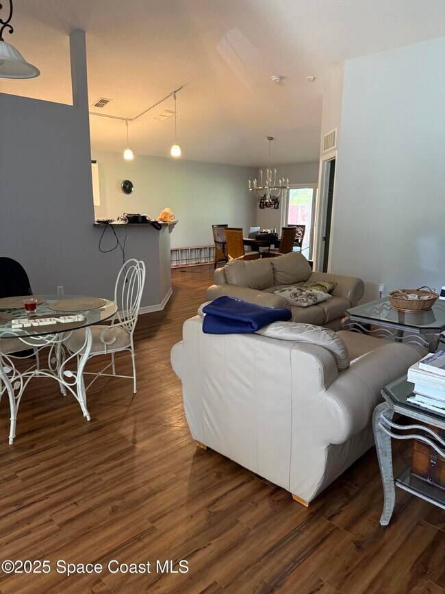 Building Photo - 2111 Savannah Blvd