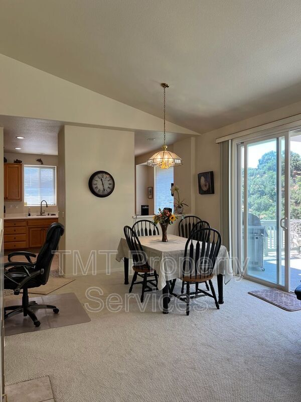 Building Photo - 6213 Kestrel Ln