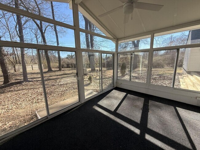 Building Photo - 2150 Tramway Pl