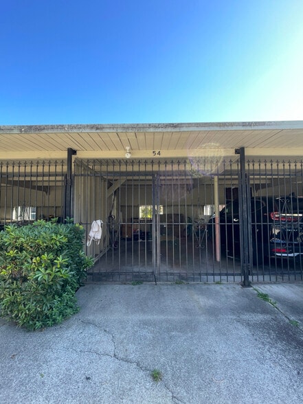 Building Photo - 1454 S 56th St