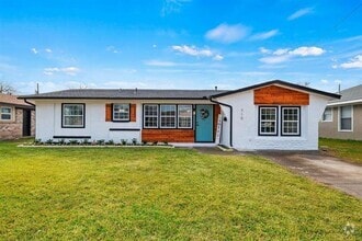 Building Photo - 710 Carpenter Dr