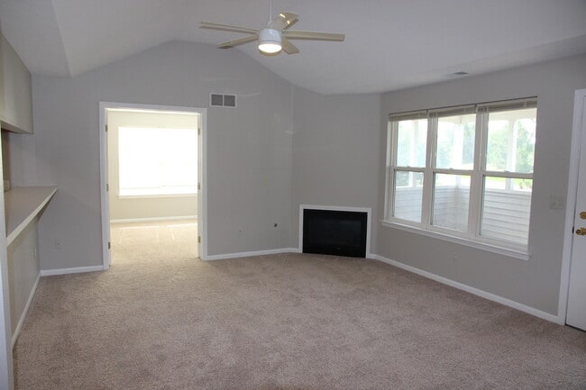 Building Photo - 1774 Weatherstone Dr