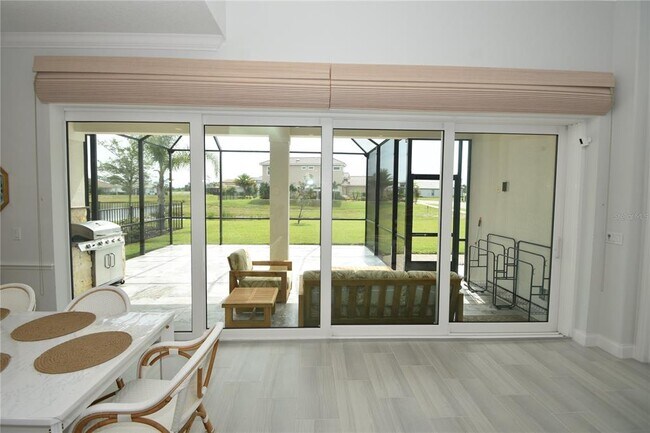 Building Photo - 114 Del Palma Dr