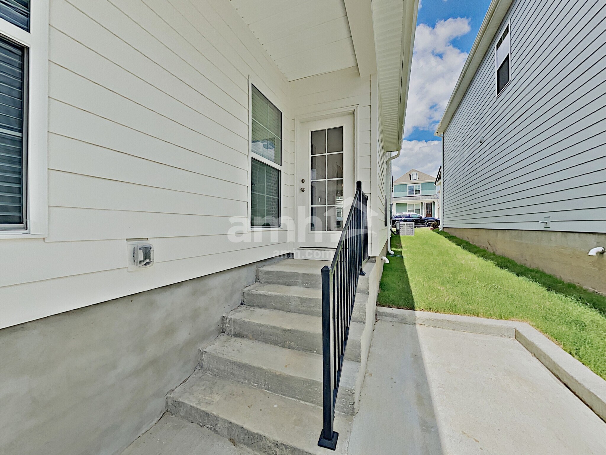 Building Photo - 5320 Tupelo St