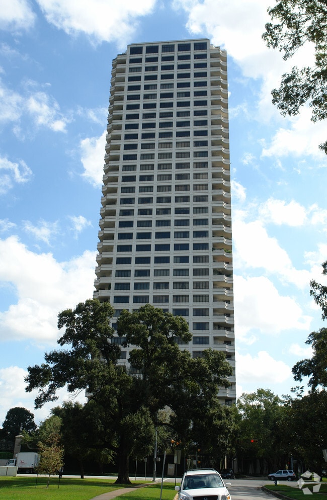 Building Photo - Huntingdon Houston