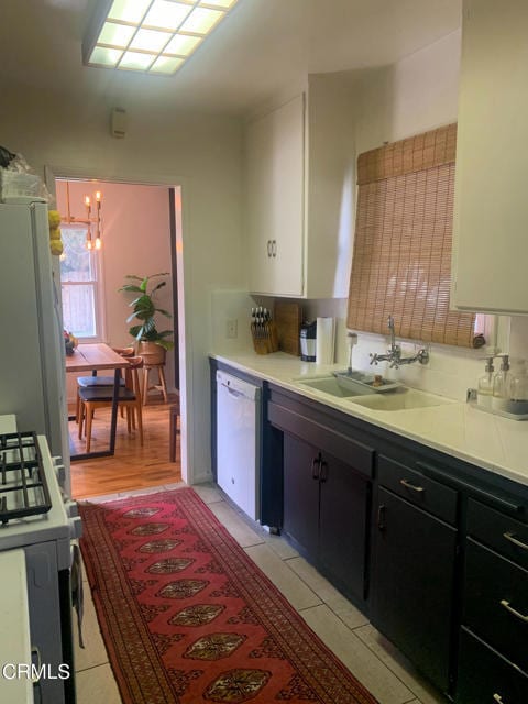 Building Photo - 387 S Dos Caminos Ave