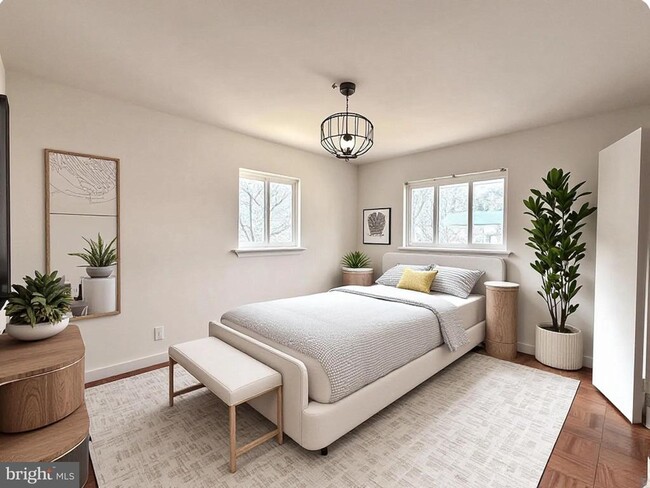 Building Photo - 2121 Patrick Henry Dr