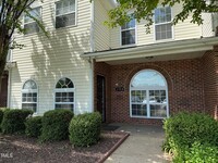 Building Photo - 2101 Piney Brook Rd