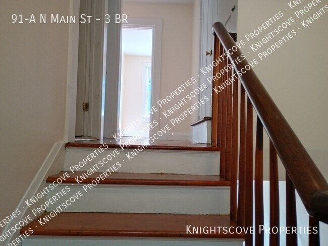 Building Photo - 91 N Main St