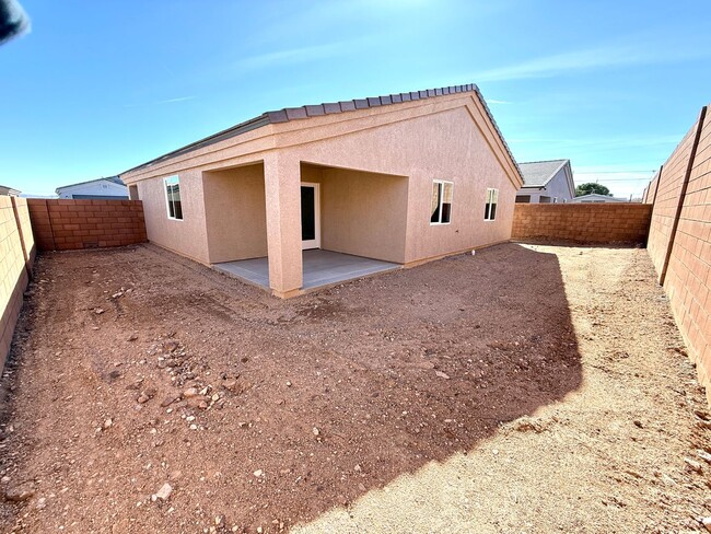 Building Photo - New Construction 3 Bedroom 2 Bath Home nea...