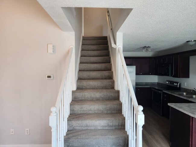 Building Photo - 811 Burr Oaks Dr