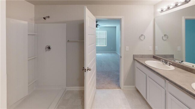 Building Photo - 4048 Kingsbrook Blvd