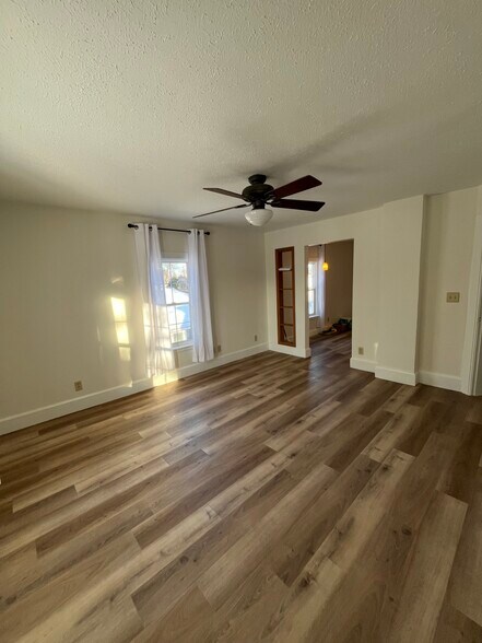 Building Photo - 1625 Walnut St