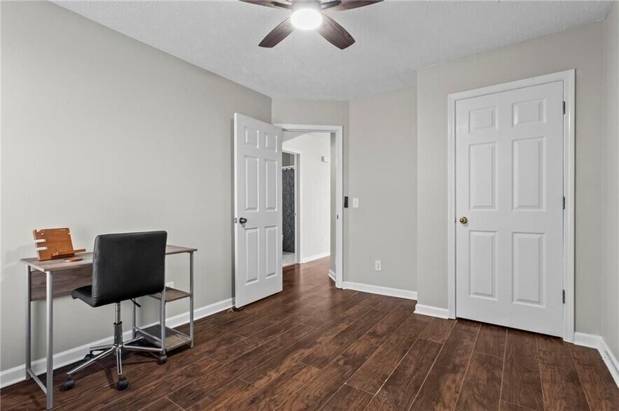 Building Photo - 13426 Aventide Ln