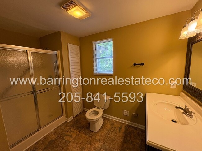 Building Photo - 448 Exeter Dr