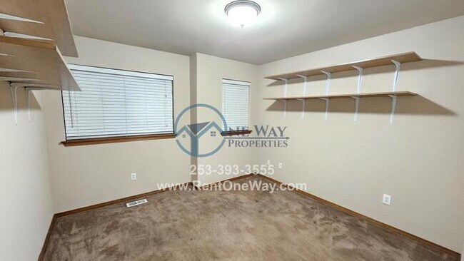 Building Photo - 121 177th St E