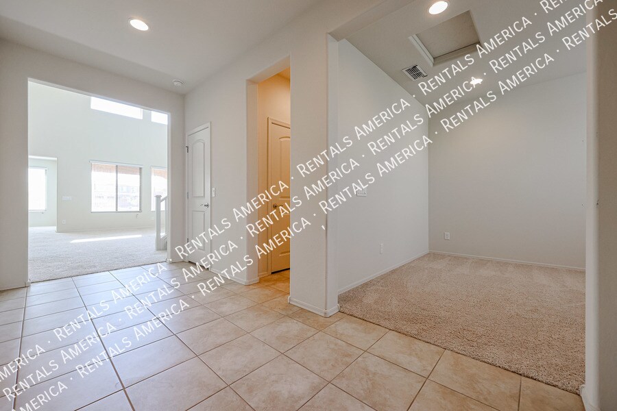 Building Photo - 25334 N 163rd Dr