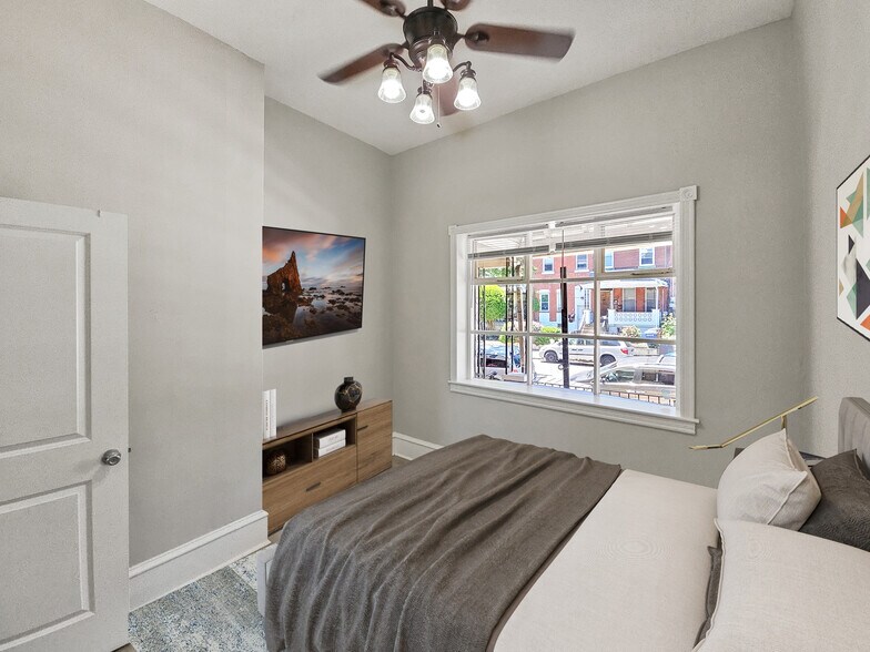 Building Photo - 637 N 32nd St