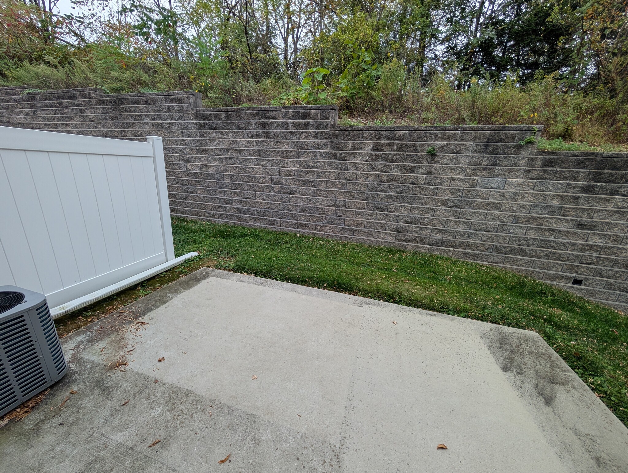 Building Photo - 2796 Monticello Ln