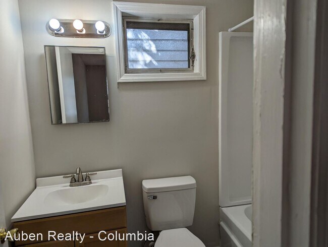 Building Photo - 2 br, 1 bath House - 3209 Wilmot Avenue Ap...