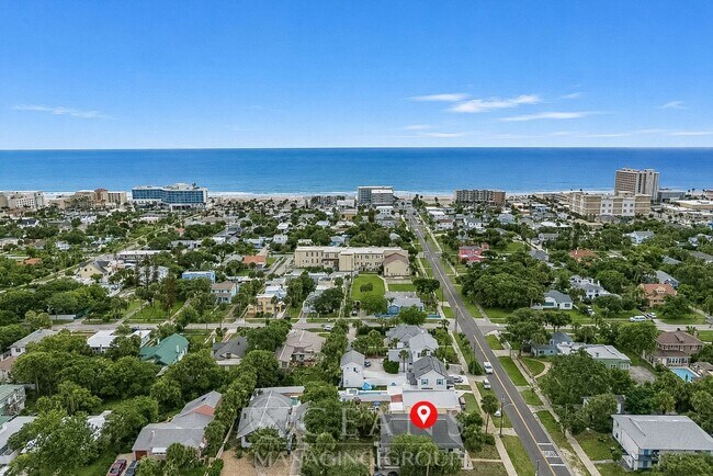 Building Photo - Coastal Living: 2-Bedroom Beachside Retreat