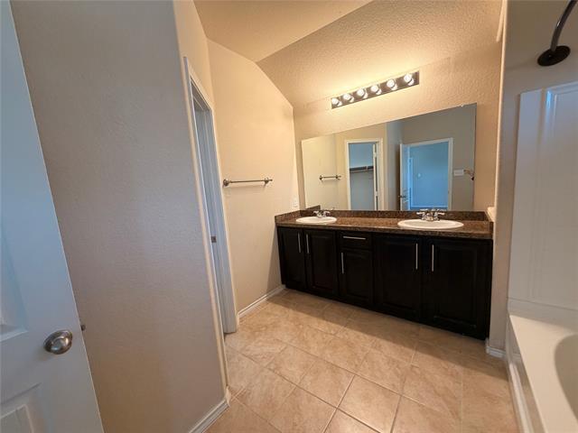 Building Photo - 2509 Stonewall Ln