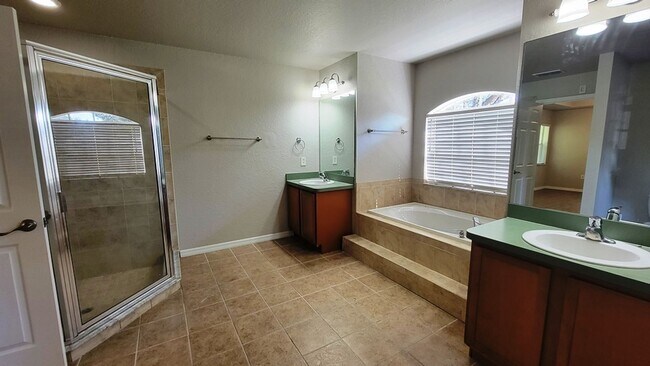 Building Photo - Citrus Springs 3/2/2