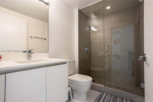 Building Photo - 330 Sunny Isles Blvd