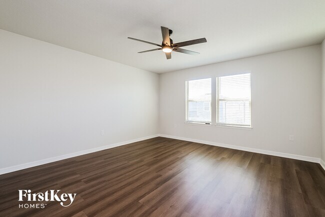 Building Photo - 6621 Stovall St