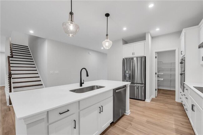 Building Photo - 1231 Jordan Brook Dr