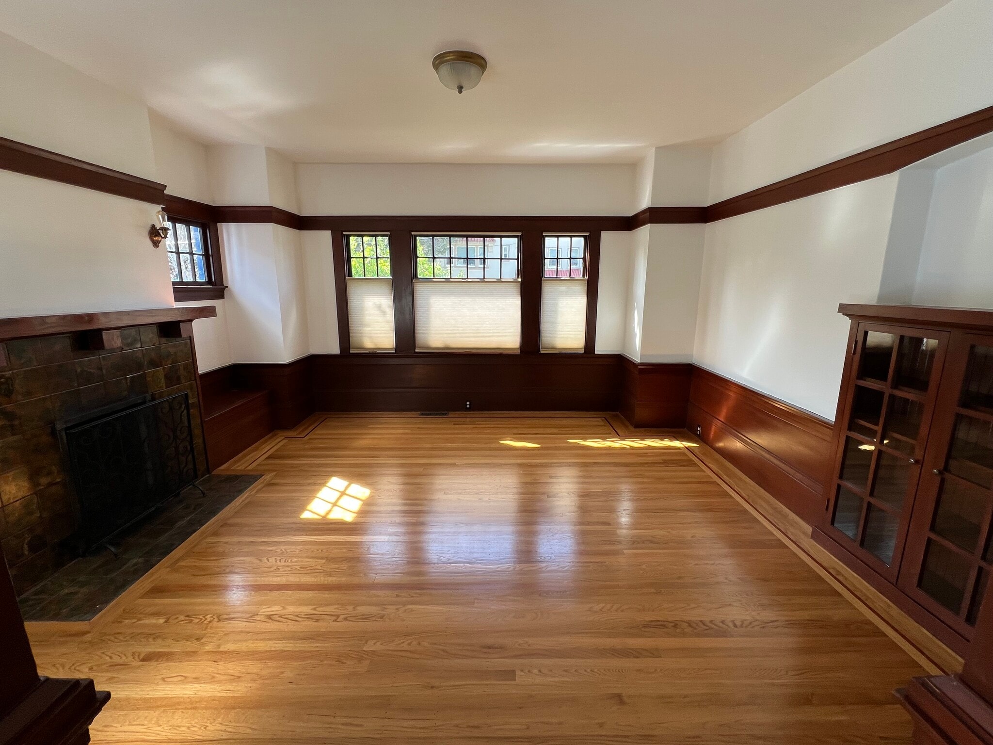 Living Room - 28 Croxton Ave